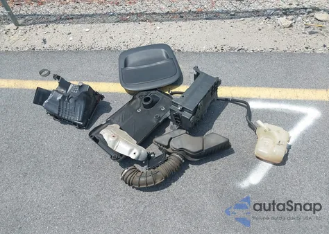 2013 Chevrolet Malibu Eco from USA, damaged, VIN 1G11D5RR2DF107120